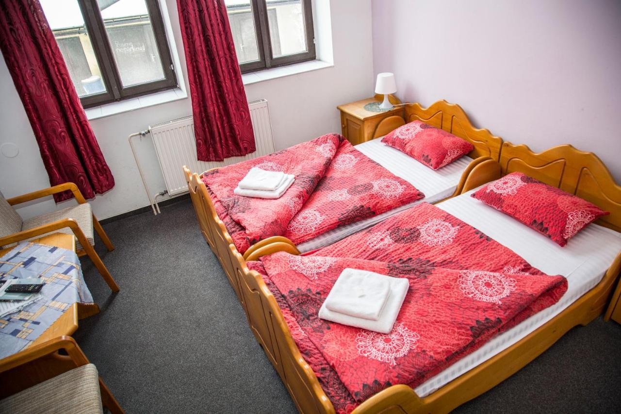 Hotel U Mesta Prahy Náchod Eksteriør bilde