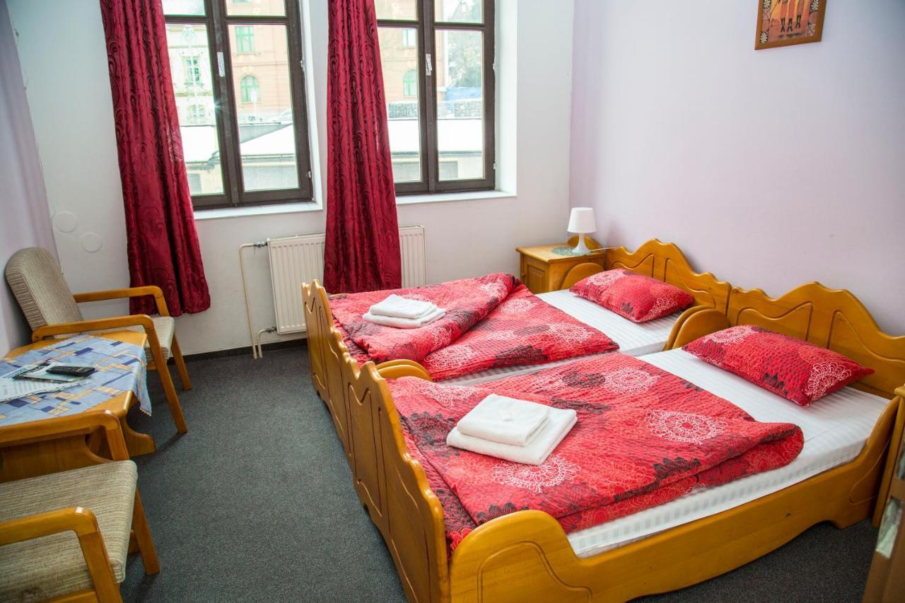 Hotel U Mesta Prahy Náchod Eksteriør bilde