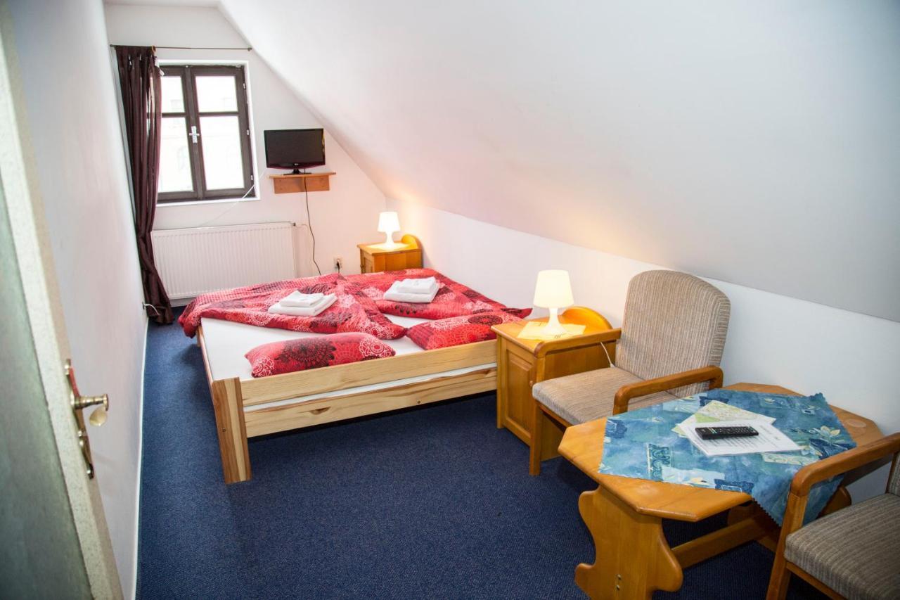 Hotel U Mesta Prahy Náchod Eksteriør bilde